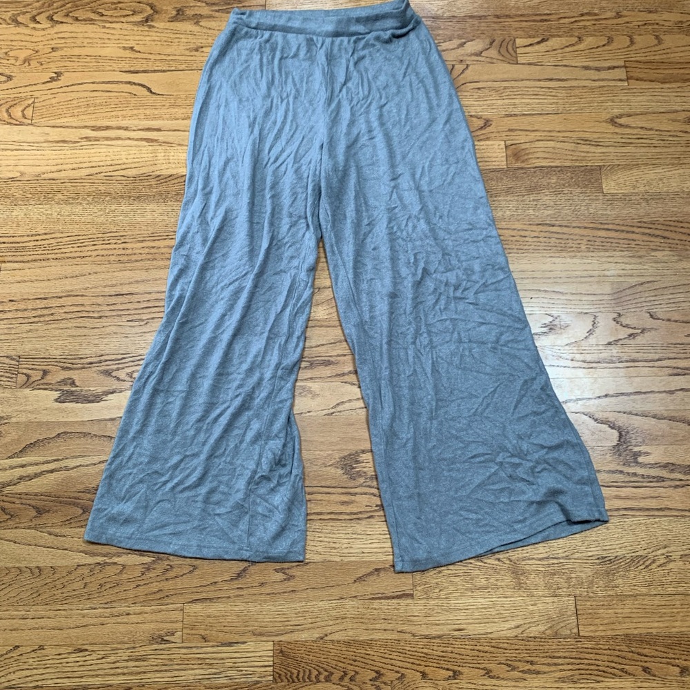 Wide leg sweatpants